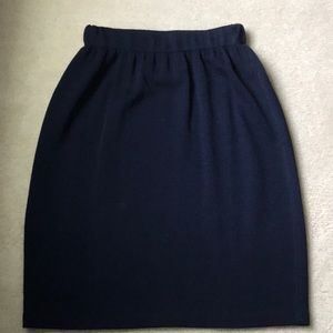 St John basics Navy skirt knit 10